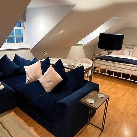 The Pheasantry - Guest House In Beautiful Rural Location Aldermaston Luaran gambar
